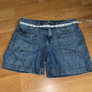 Ralph Lauren Vintage Y2K Denim Jean Shorts (size 6) American flag logo